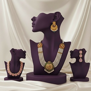 Elegant Gold & Diamond Earrings View 2